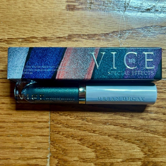 NWT Green Makeup Kit-Maybelline “Urban Jungle” Palette & Urban Decay Glitter - Picture 12 of 12